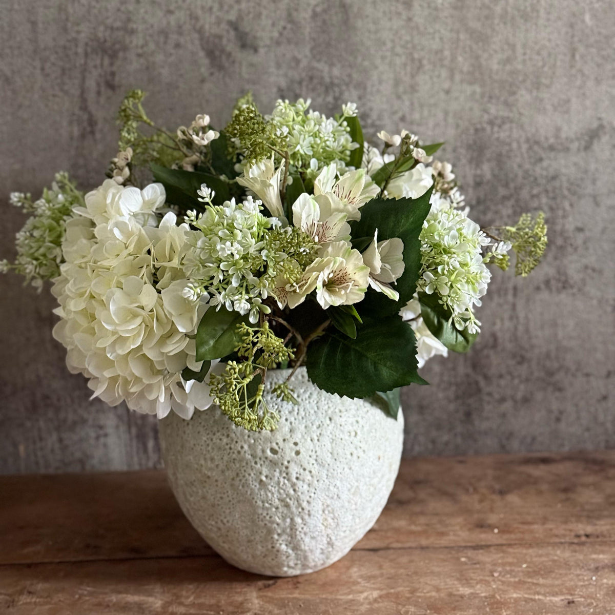 Arreglo Hortensias Blancas